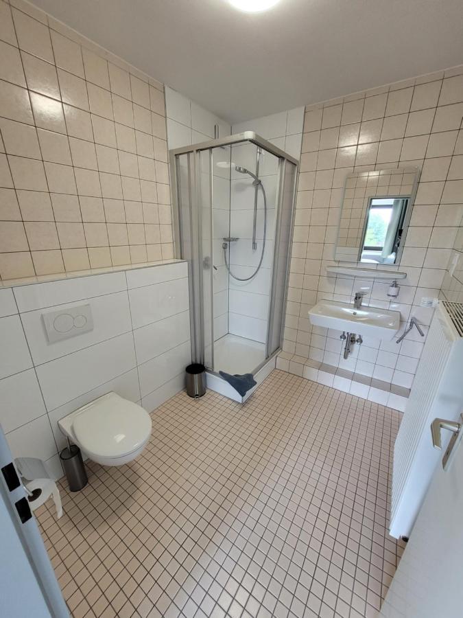 Guesthouse Wi Rooms ユーリッヒ エクステリア 写真