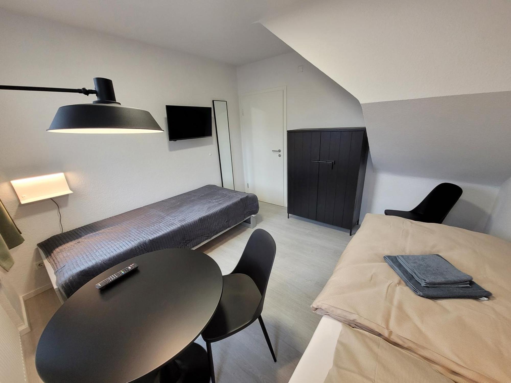 Guesthouse Wi Rooms ユーリッヒ エクステリア 写真
